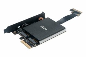 Akasa Duálny M.2 PCIe SSD adaptér s pasívnym chladičom / RGB LED (AK-PCCM2P-04)