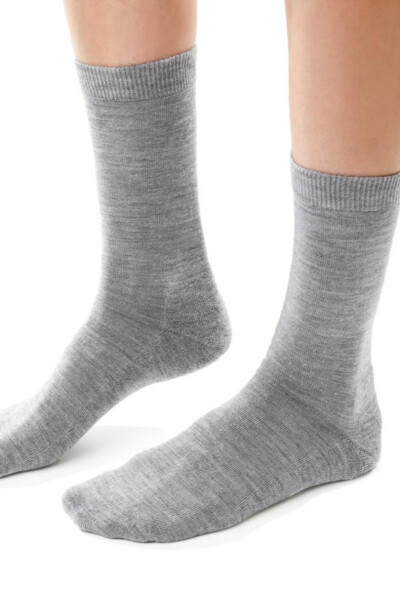 DÁMSKE PONOŽKY Z MERINO VLNY 130 MELANŽOVĚ ŠEDÁ 35-37