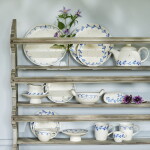 Strömshaga Kameninový tanier Viola Bow Blue 26 cm