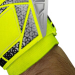 Reusch Attrakt Freegel Silver Jr Brankárske rukavice 5572235 2025 6,5