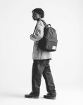 Herschel Supply Classic™ XL Varsity Black