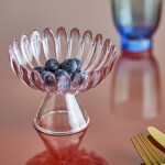 Bloomingville Sklenená miska na podstavci Nalu Rose Glass