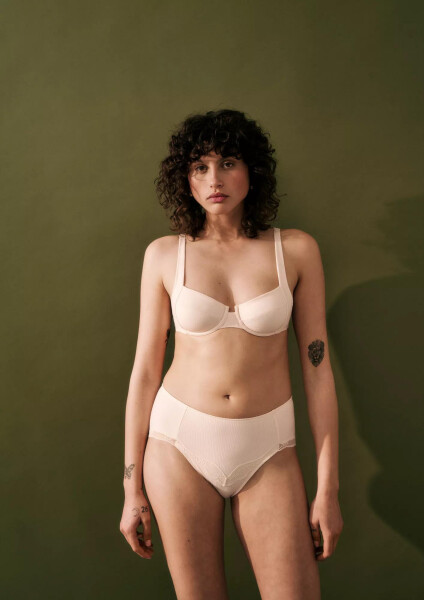 Dámska podprsenka Natural Spotlight W EX - TRIUMPH světle pudrová (00CS) 075F
