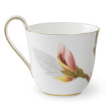 Royal Copenhagen Porcelánový hrnek Flora Magnolia 330 ml