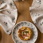 Strömshaga Kameninový tanier Viola Leaf 18 cm