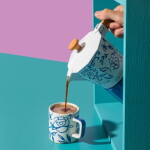 Kitchen Craft Keramický hrnček na espresso White Blu Fiorato 120 ml