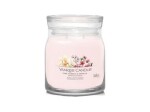 Yankee Candle Signature Pink Cherry amp; Vanilla stredný pohár 368g / doba horenia až: 50 h (5038581129273)