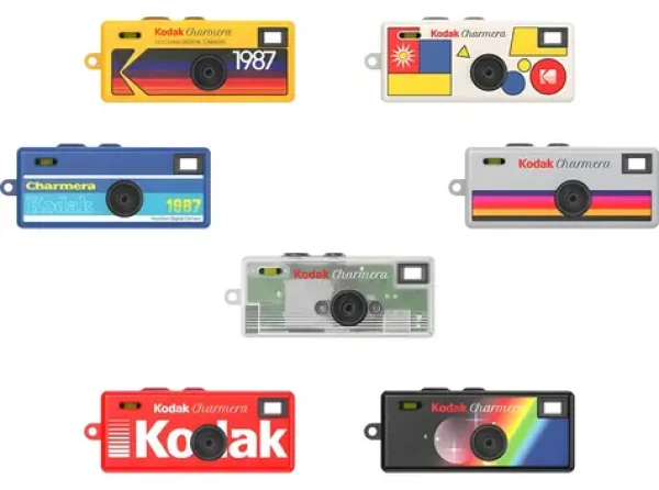 Kodak Charmera / Digitálny fotoaparát na kľúčenku / 1,6 Mpx CMOS / USB-C / microSD (4897116931801)
