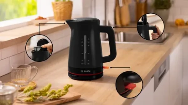 BOSCH TWK3M123 MyMoment čierna / Rýchlovarná kanvica / 2400 W / 1,7 l (TWK3M123)