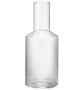 Ferm Living Sklenená karafa Ripple 900 ml