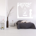Veselá Stena Samolepka Vtáčik v klietke na strome Farba: biela, Veľkosť: 40 x 40 cm