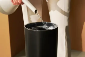 Duux Beam Mini 2 čierna / Zvlhčovač vzduchu / výkon 300 ml/h / nádrž 3 l / SMART (DXHU12)