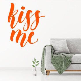 Veselá Stena Samolepka Kiss me Farba: oranžová, Veľkosť: 60 x 50 cm