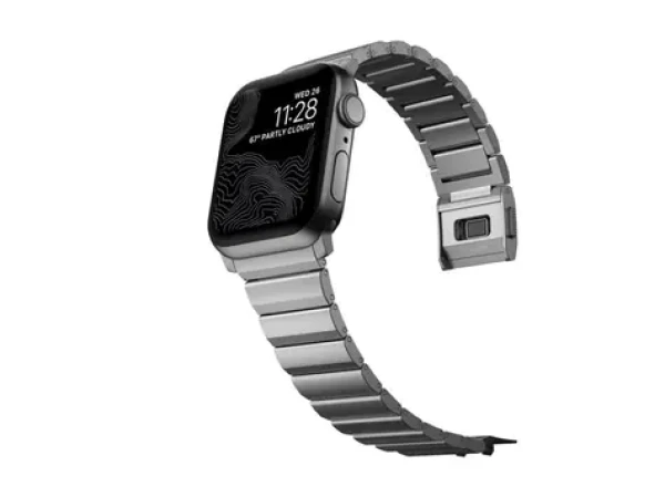 Nomad Titanium Band remienok pre Apple Watch 42/44/45/46/49 mm strieborná (NM014858858)