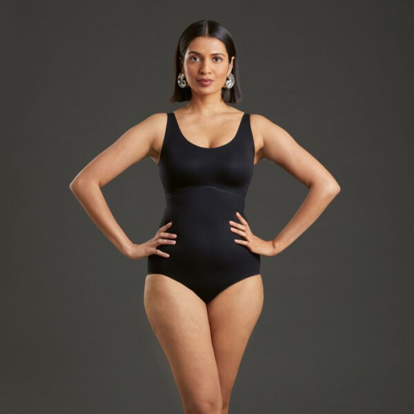 Komfortné body Essential s penovou výplňou 3554 čierne - Anita Classix 001 black XL