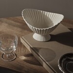 Ferm Living Misa na ovocie Fountain kamenina bílá 19 x 13 cm