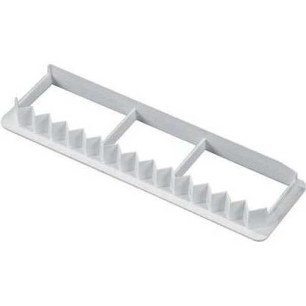 Vykrajovač na volániky do rohov torty, štvorcový 19 × 5 cm - Martellato - Martellato