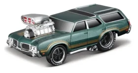 Maisto Muscle Machines - 1970 Oldsmobile Vista Cruiser