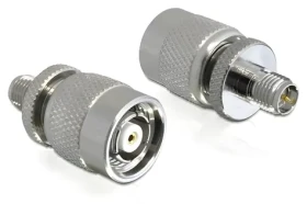DeLock adaptér RP-SMA(M) na RP-TNC(F) / Adaptér / kov / strieborná (88411)