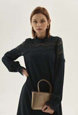 Dámske šaty DRE5300-M10 Tmavo modrá - Monnari 42 tmavě modrá