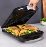 Cecotec Rock'nToast Family nerez/čierna / Rodinný sendvičovač / 1500 W / 4 sendviče / vymeniteľné dosky (3111)