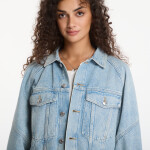 Bunda Calvin Klein Jeans Branded Boxy Denim Jacket Fresh Water S