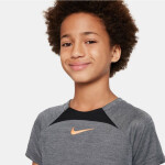 Tričko Nike Dri-FIT Academy Jr DQ8901 010 M (137-147 cm)