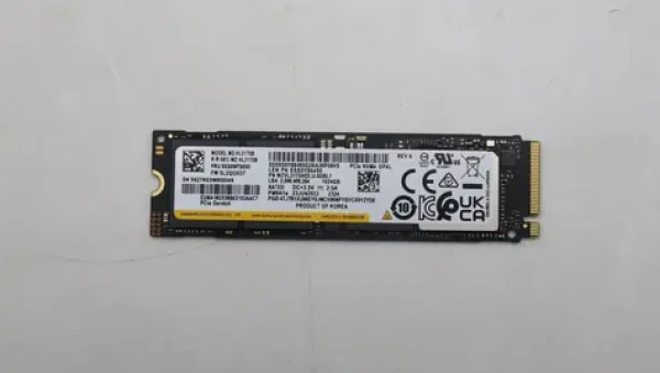 Lenovo SSD 1TB M.2 2280 (5SS0W79571) / Interný SSD disk / PCIe 4.0 NVMe (5SS0W79571)