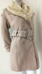 Dámsky béžový kabát na gombíky Eva - Italian Mode XL