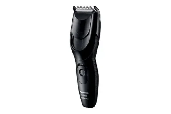 Panasonic ER-GC20-K503 čierna / Zastrihávač / 1 nadstavec / dĺžka strihu 3-21mm / nerezový brit (ER-GC20-K503)