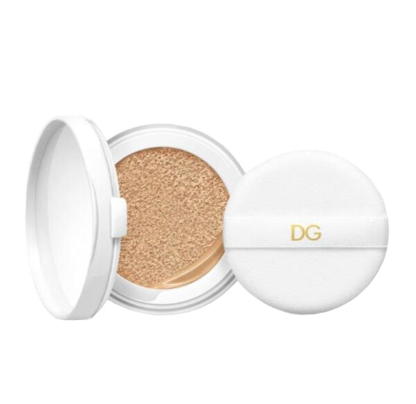 Dolce Gabbana Make-up hubičke SPF 50 Solar Glow (Healthy Glow Cushion Foundation) náplň 11,5 ml