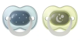 Tommee Tippee Cumlík Night chlapčenský 6-18 m / silikónový / svieti v tme / 2 ks