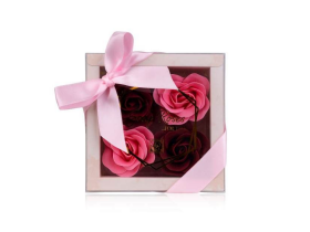 Accentra - Mydlové kvety ruže v darčekovom boxe Barva: Červená