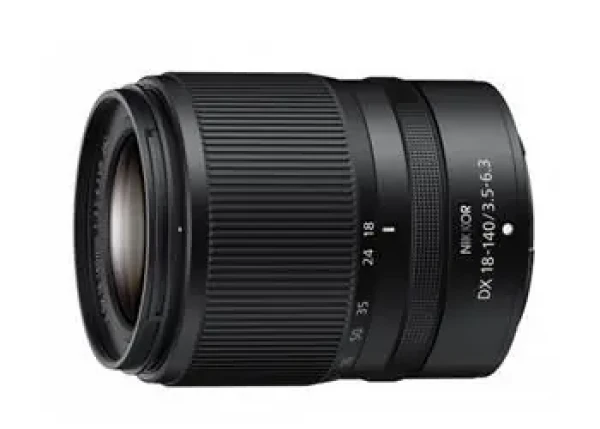 Nikon Nikkor Z DX VR 18-140mm f/3.5-6.3 / Objektív / 18-140 mm / f/3.5-6.3 / APS-C / Bajonet Z (JMA713DA)