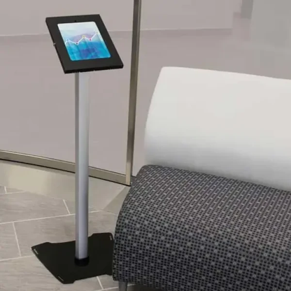 StarTech Uzamykateľný podlahový stojan pre iPad / Stojan pre tablet / do 9,7" / nosnosť 1,5 kg / zámok (STNDTBLT1FS)