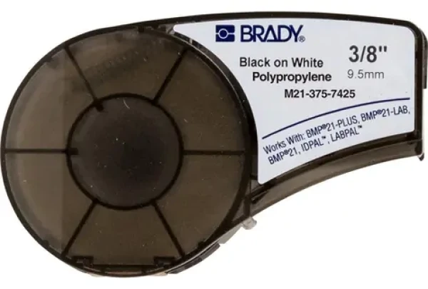 BRADY Polypropylénová páska pre BMP21, IDPAL, LABPAL čierna na biele / Páska do tlačiarne štítkov / 9,53 mm x 6,4 m (M21-375-7425)