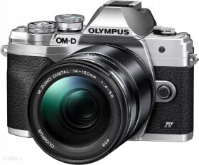 Olympus Fotoaparát OM-D E-M10 Mark IV + 14-150mm silver