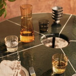 Ferm Living Sklenená karafa Boya Yellow 1,35 l