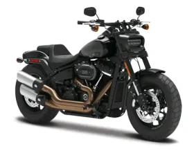 Maisto 2022 Fat Bob 114 blister box