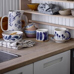 Bloomingville Keramický hrnček Linora Blue 400 ml B