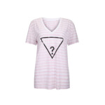 Outlet GUESS tričko Destroyed Logo V-Neck Tee lilac Ružová