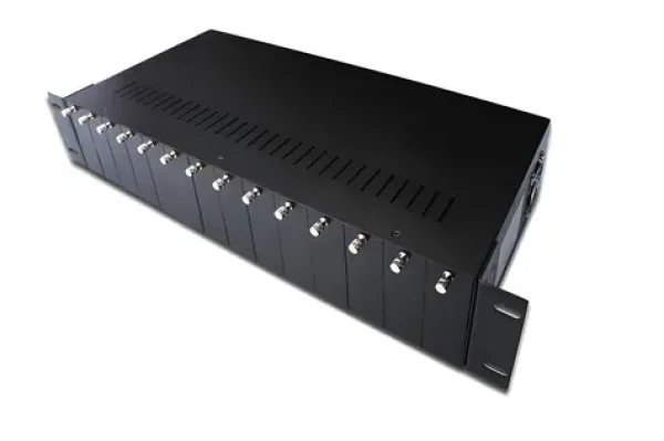Digitus DN-82000 čierna / Šasi pre media konvertory / 19" / 2U / 14 slotov (DN-82000)