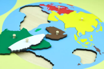Moyo Montessori Moyo Montessori Puzzle - mapa sveta - bez rámčeka
