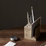 Ferm LIVING Stojanček na ceruzky Klint Beige Travertine