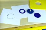 Moyo Montessori Moyo Montessori Karty ku geometrickej komode