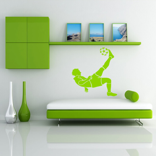Veselá Stena Samolepka Futbalista vykopáva Farba: zelená, Veľkosť: 100 x 108 cm