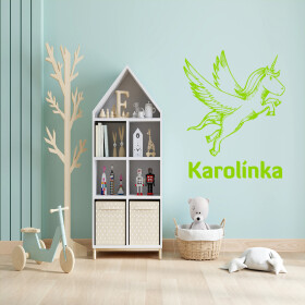 Veselá Stena Samolepka Jednorožec s menom Farba: zelená, Veľkosť: 80 x 63 cm