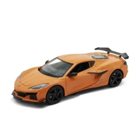Welly 2023 Chevrolet Corvette Z06 1:24 oranžová