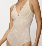 AMOURETTE CHARM - Čipkované body bez kostice Triumph CREAMY DREAM 85D
