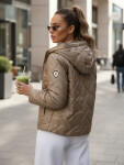 Dámska prešívaná bunda s kapucňou FashionStreet camel TY5552 L